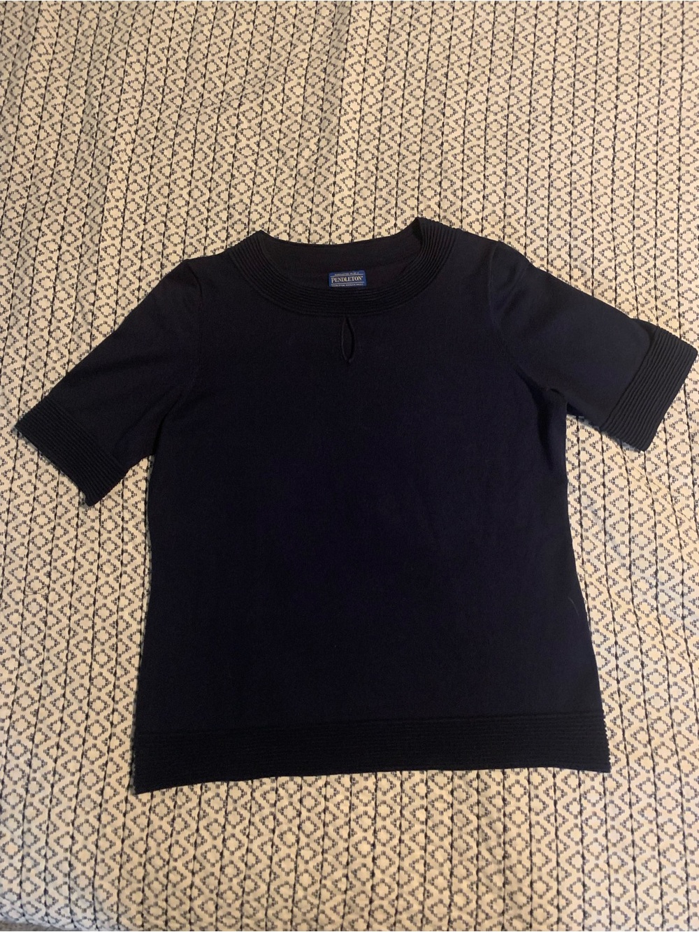Pendleton women’s navy blue short sleeve shirt